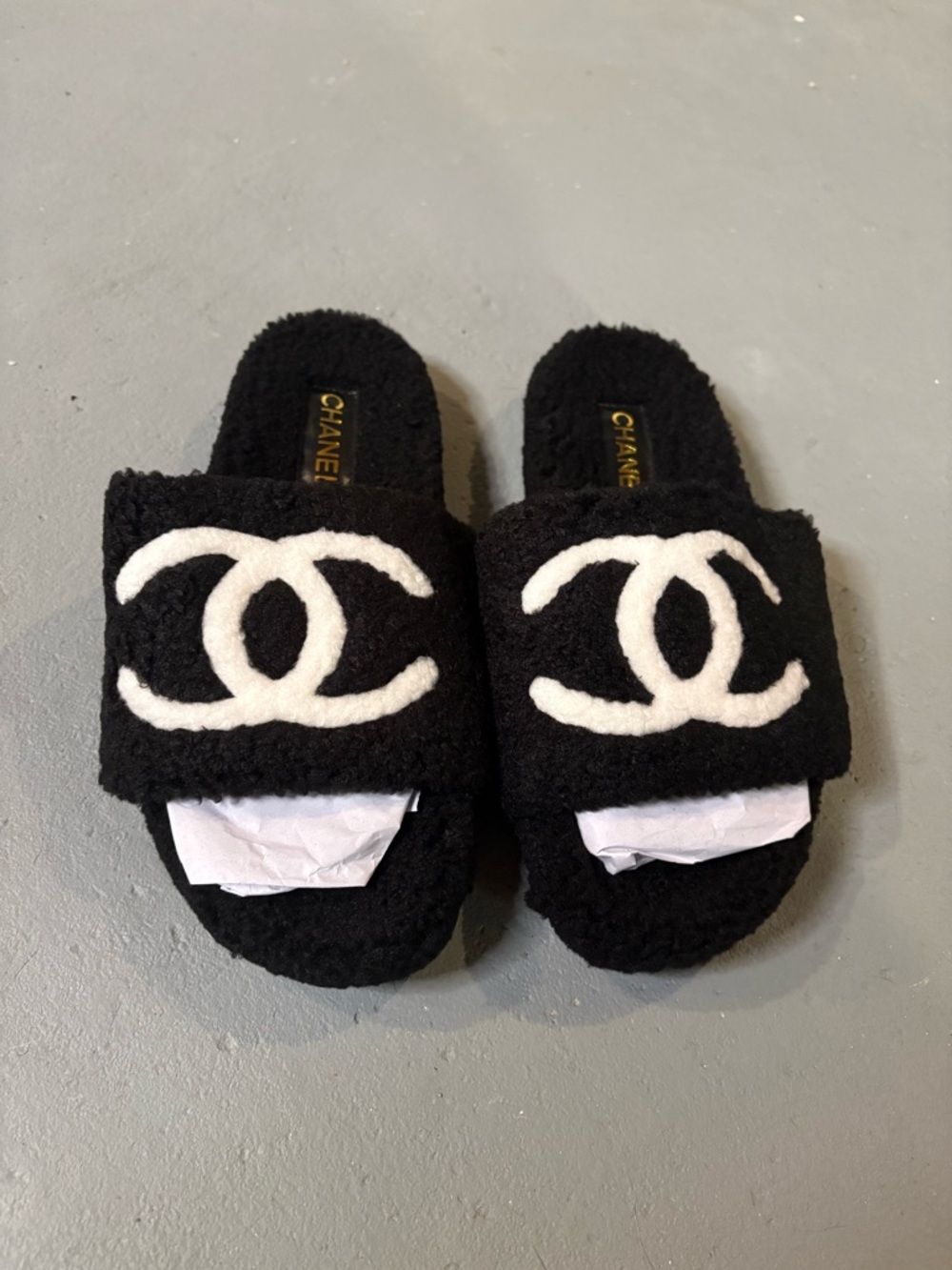 CHANEL CC Women’s Slides 8